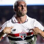 Gratidão ao clube que o revelou e aposentadoria, Calleri fala onde quer se aposentar