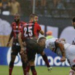 Com dois gols de Luciano e um de Ferraresi, São Paulo vence o Vitória por 3 a 1