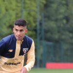 São Paulo embarca para Montevideo-URU com força máxima para confronto da Libertadores