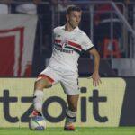 Santos procura São Paulo e negocia contratação do meio-campista Galoppo