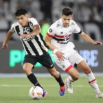 Botafogo x São Paulo: veja prováveis escalações e onde assistir ao duelo pel
