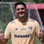 Pablo Maia faz treino em Cotia e encerra trabalhos com preparadores físicos do São Paulo
