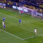 São-paulino Galoppo no Santos? Relembre gols e assistências do meia argentino quando atuava pelo Banfield