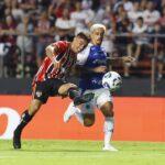 Análise: São Paulo volta a mostrar dificuldade para segurar resultados e perde pontos preciosos em casa
