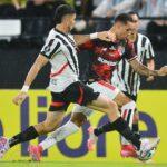 Veja fotos de Libertad (PAR) x São Paulo pela Libertadores