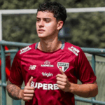 Com joia da base, São Paulo se reapresenta e inicia preparação para clássico contra o Santos