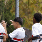 Sub-13 e Sub-14 goleiam e seguem 100% no Paulista