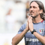 Luis Zubeldía pede demissão do São Paulo; Crespo deve ser o substituto