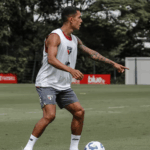 São Paulo não vai renovar com Igor Vinícius; lateral recebe sondagens e analisa saída antecipada