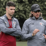 Zubeldía comanda treino técnico e São Paulo avança em preparação para pegar o Vasco
