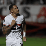 Luciano cresce com atuações decisivas e pede passagem entre os titulares do São Paulo