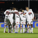 Ryan comenta vaias da torcida do São Paulo após derrota e diz: “Temos que baixar a cabeça e trabalhar”