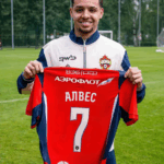 Matheus Alves é anunciado pelo CSKA e se despede do São Paulo: “Estarei sempre com vocês”