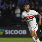 Herói do São Paulo, André Silva prega seriedade após empate: “Cada jogo é uma final”