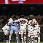 Diante do Atlético-MG, São Paulo pode superar sequência invicta de Zubeldía no início do Brasileiro
