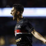 Pablo Maia celebra renovação com o São Paulo e mira Seleção: “Quero voltar”