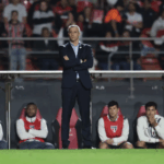 Crespo valoriza boa fase do São Paulo e fala sobre susto com Marcos Antônio: “Que não seja nada”