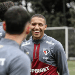 São Paulo negocia empréstimo de Henrique Carmo ao PSV