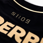 Erro ou critério? São Paulo registra tempo diferente da defesa de Ceni em nova camisa e causa polêmica