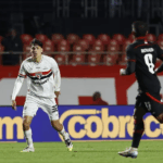 Ferraresi elogia Crespo no São Paulo e define Libertadores como “sonho”