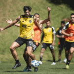 Fluminense supera concorrência do São Paulo e acerta com Igor Rabello