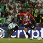 Enzo Díaz detalha entrada forte no final do jogo do São Paulo: “Somos jogadores de energia na Argentina”