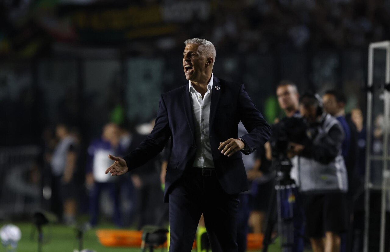 Crespo faz elogios a Diniz após vitória do São Paulo no Rio: “Era correr, lutar e brigar”