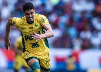 São Paulo avança conversas por lateral do Mirassol