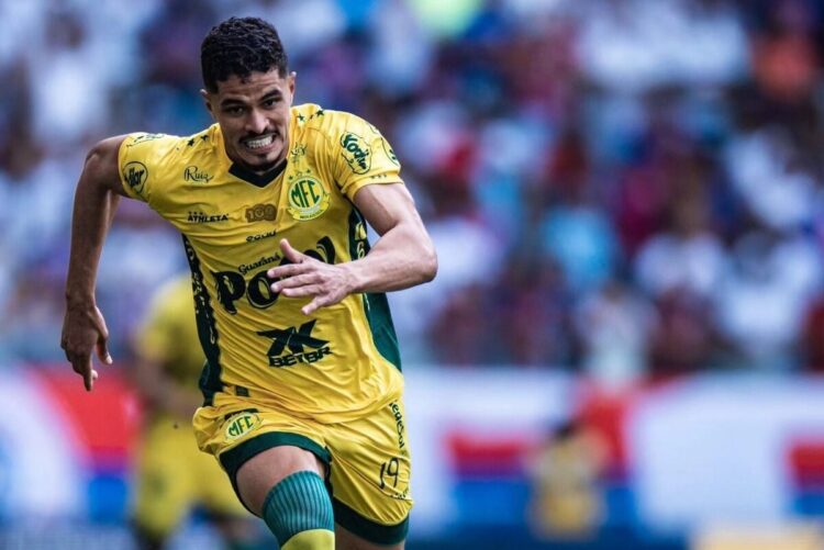 São Paulo avança conversas por lateral do Mirassol