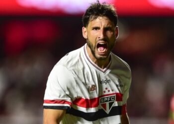 Mesmo com dois gols, Calleri assume responsabilidade após derrota do São Paulo