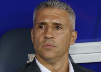 São Paulo chega a sete jogos sem derrota e mira marca de Crespo de 2021
