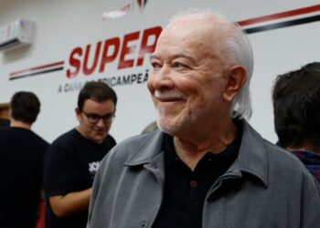 Presidente do São Paulo votará pela expulsão de Mara Casares e Schwartzmann