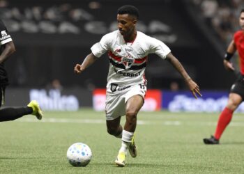 Marcos Antônio lamenta derrota, mas já pede foco do São Paulo no clássico