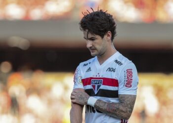 Exclusivo J10: “Torcida sempre espera o São Paulo campeão”, diz Alexandre Pato