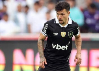 Pedido de empresário pode travar negociação do São Paulo por Artur