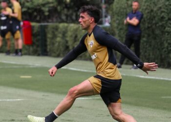 São Paulo inicia preparação para o próximo jogo com o retorno de Enzo Díaz