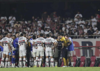 Roger terá Data Fifa para corrigir ataque do São Paulo após queda de rendimento