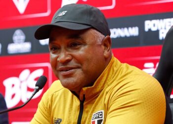 São Paulo reduz drasticamente gastos com comissão técnica após troca no comando