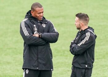 São Paulo quer Julio Baptista como novo técnico do Sub-20