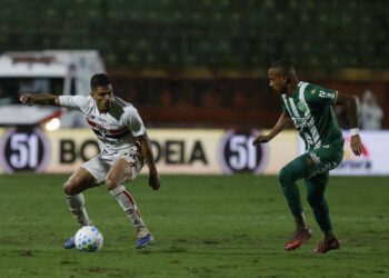 São Paulo vê sistema defensivo se tornar um trunfo para assumir a liderança