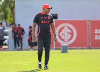 Entenda como Roger Machado virou o plano A para assumir o São Paulo