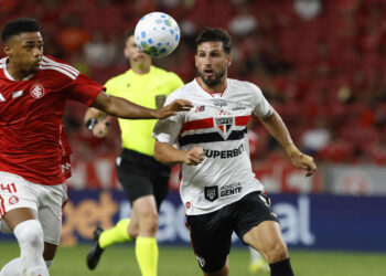 Calleri valoriza reação, mas cobra capricho do São Paulo: ”Falta finalizar mais”