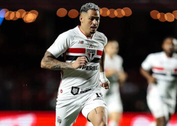 Luciano é sincero após vitória sob vaias do São Paulo: ”Jogadores são os culpados”