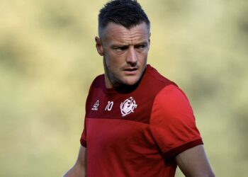 Sem clube, inglês Jamie Vardy está na mira do São Paulo