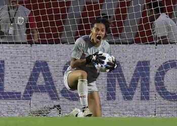 Carlinha se redime no São Paulo: “O futebol sempre te dá uma chance”
